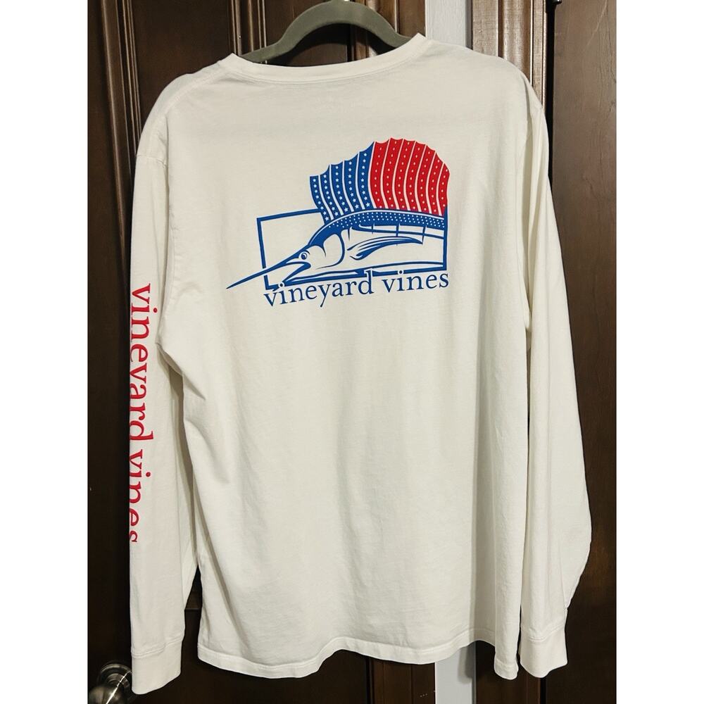 Vineyard Vines Mens Sailfish American Flag Long Sleeve Pocket T Shirt White L